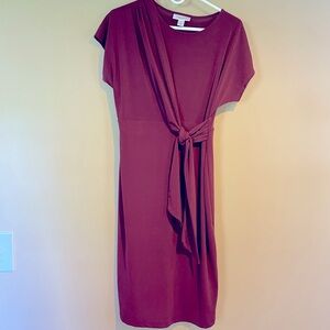 Motherhood maternity short sleeve midi Burgundy Dress M